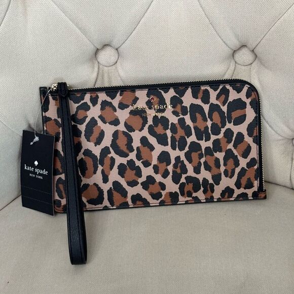 Kate Spade Wristlet Clutch - Picture 1 of 4